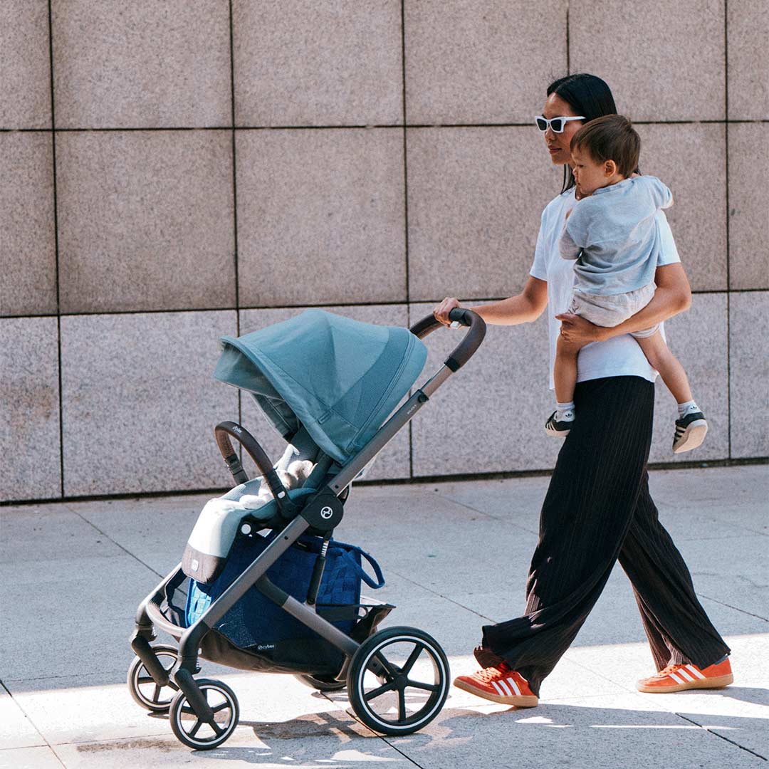 CYBEX Balios S Lux Essential Pushchair Bundle - Image 3