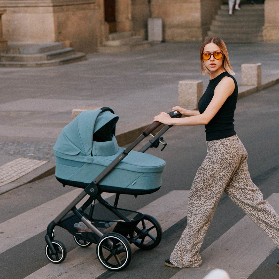 CYBEX Balios S Lux Essential Pushchair Bundle - Image 2