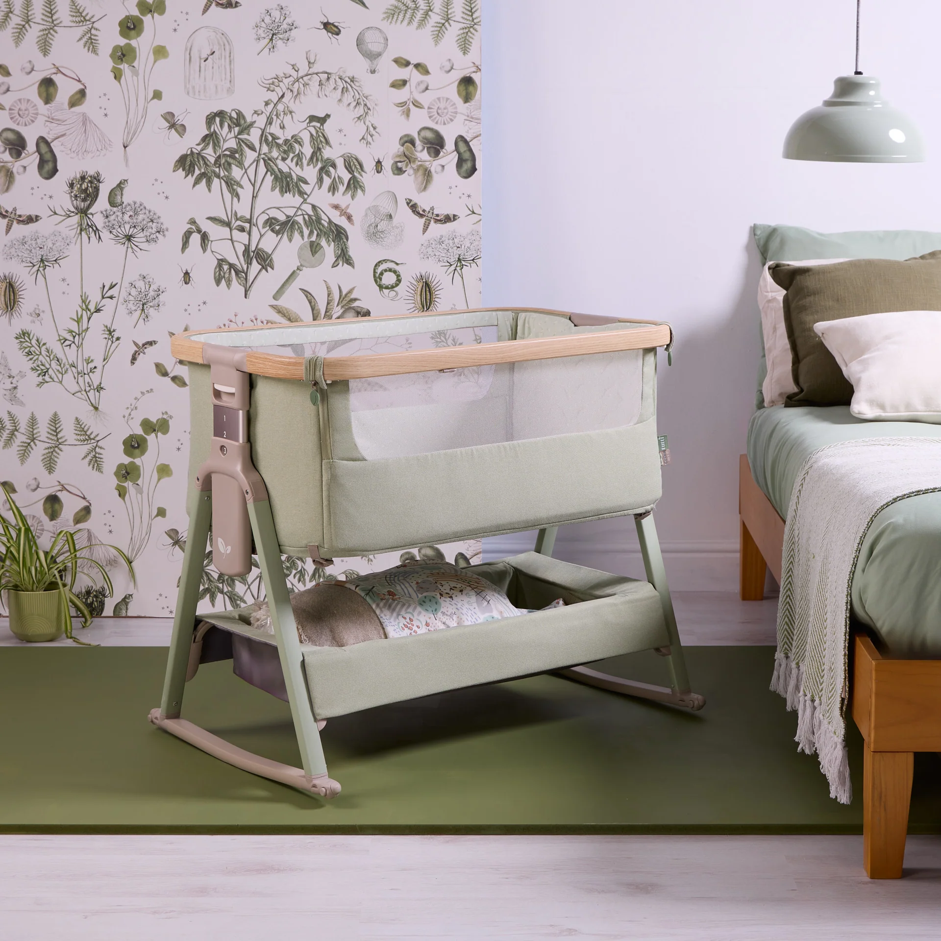 Tutti Bambini CoZee Air 2 Bedside Crib - Image 6
