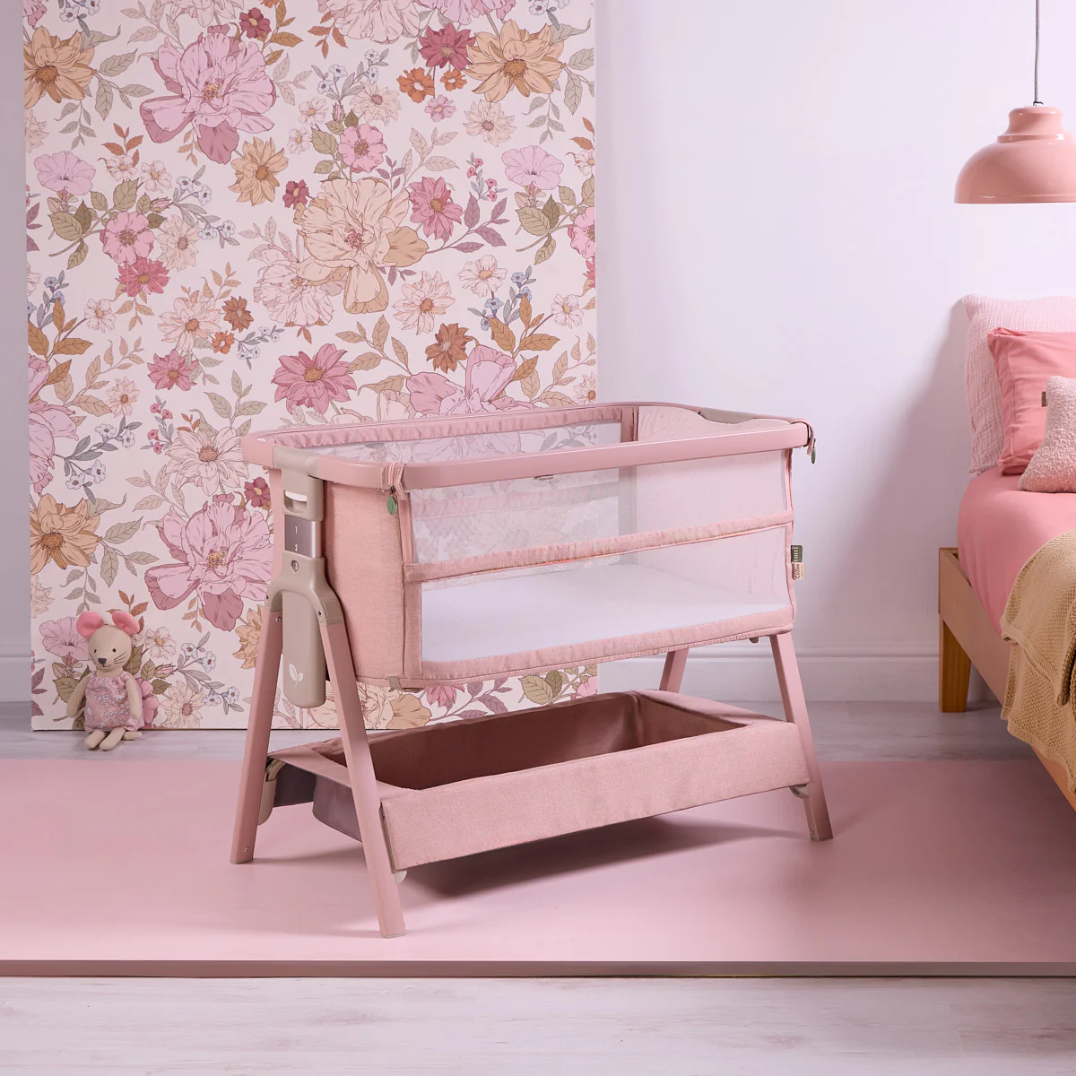 Tutti Bambini CoZee Zen Bedside Crib - Image 3